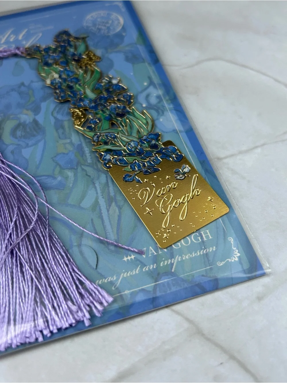 N/A decorative gold